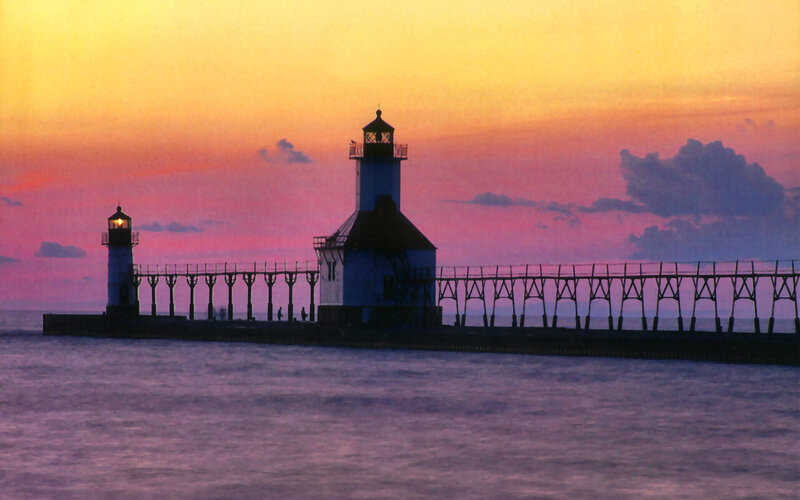 Lighthouses on Pier