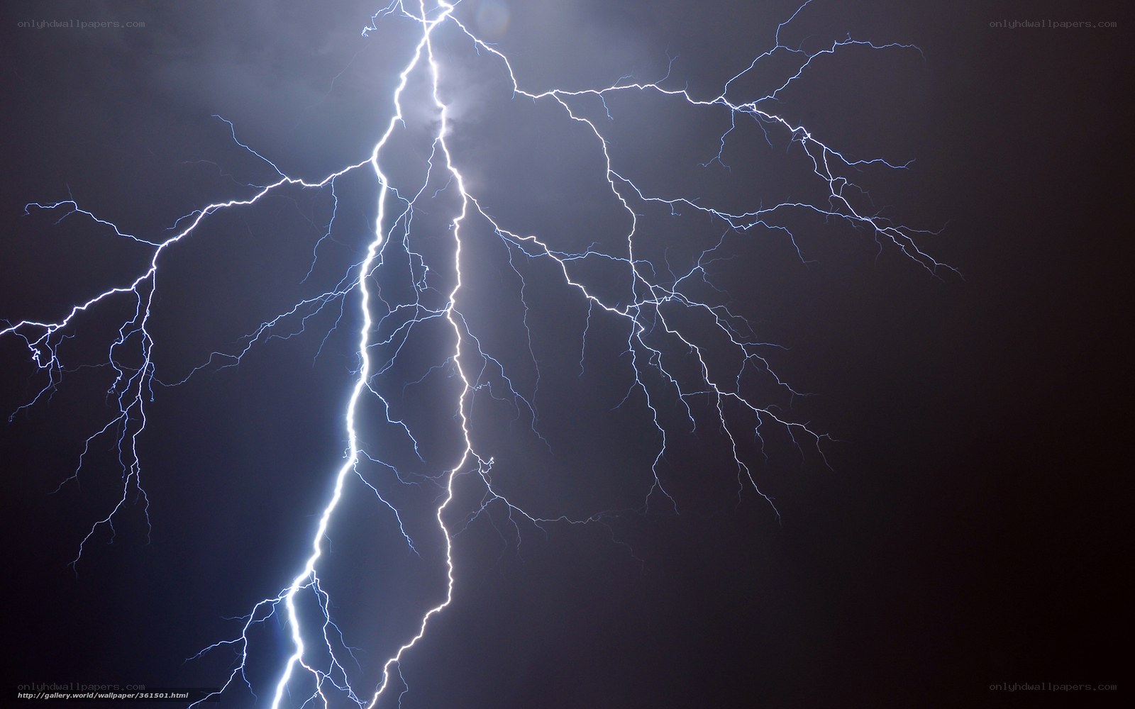 Lightning bolt striking down