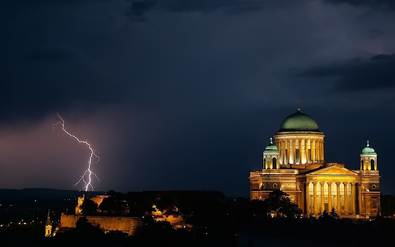 Lightning over Cathedral