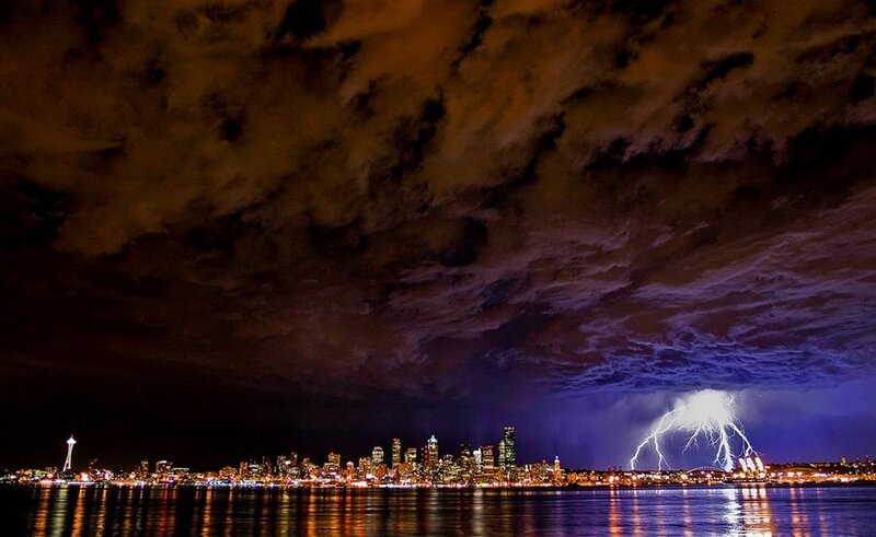 Lightning over City Skyline — Black