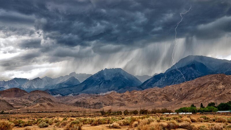 Lightning over Mountains — Gray, Dramatic