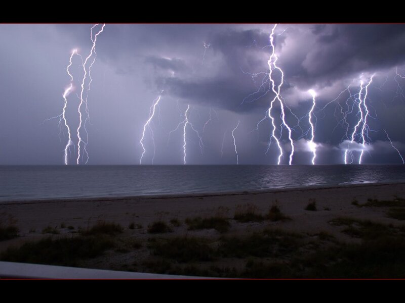 Lightning over Ocean — Gray