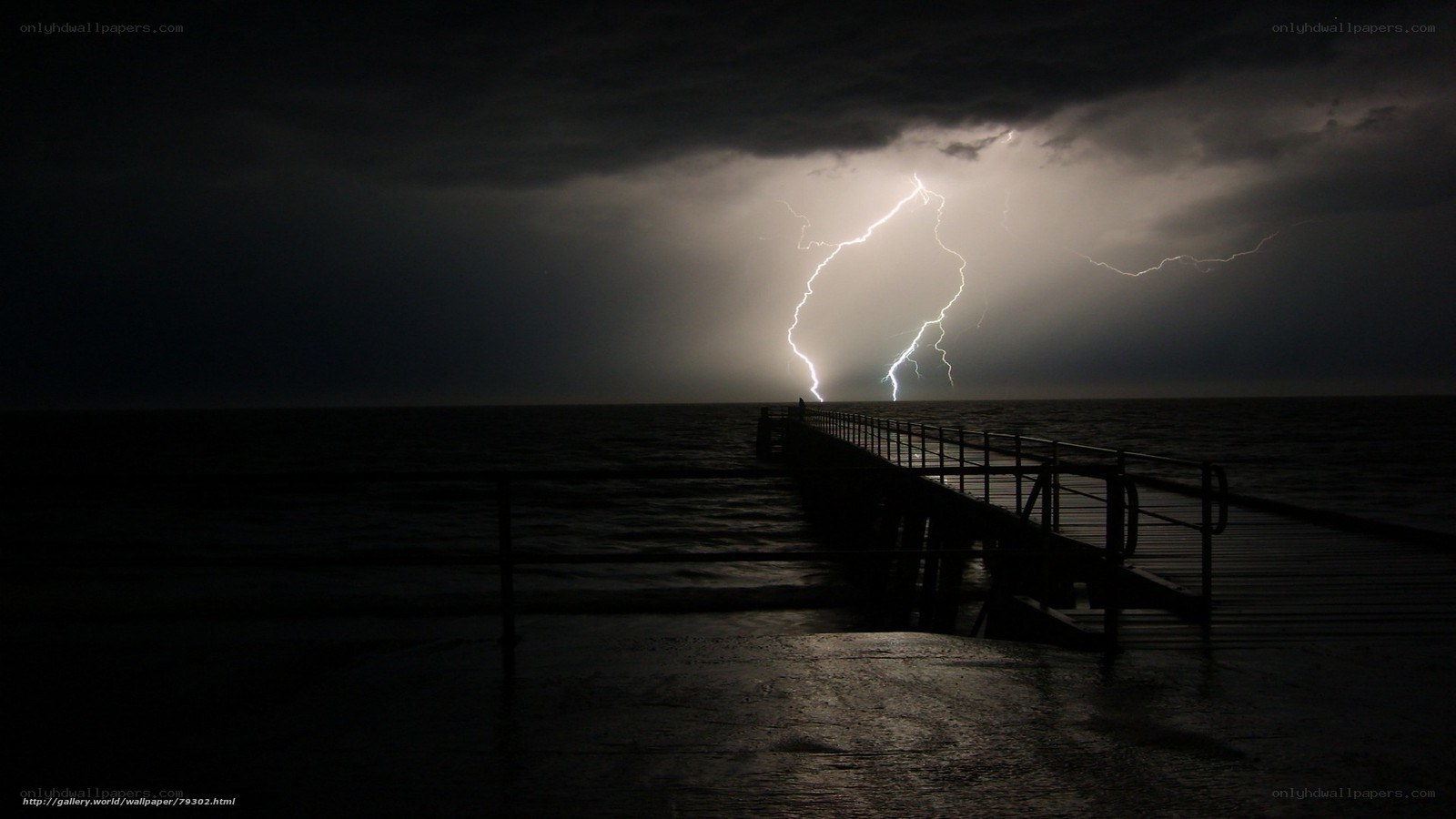 Lightning over the pier
