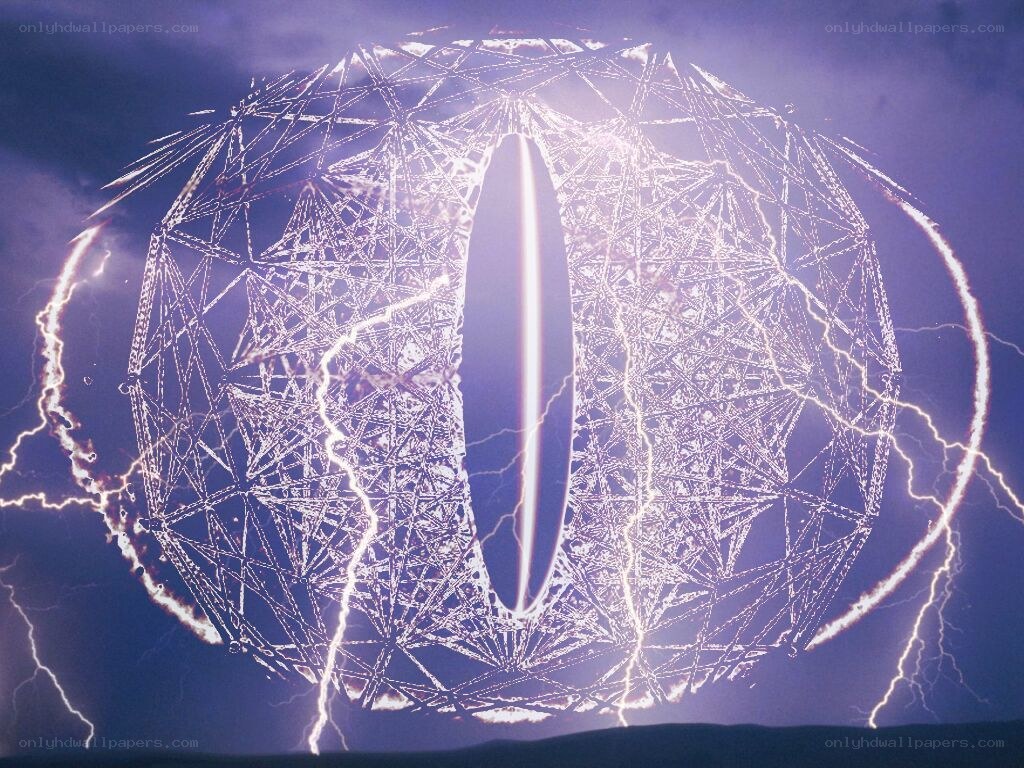 Lightning sphere with geometric pattern