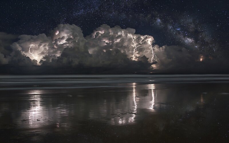 Lightning Storm over Ocean — Black, Dramatic, Night