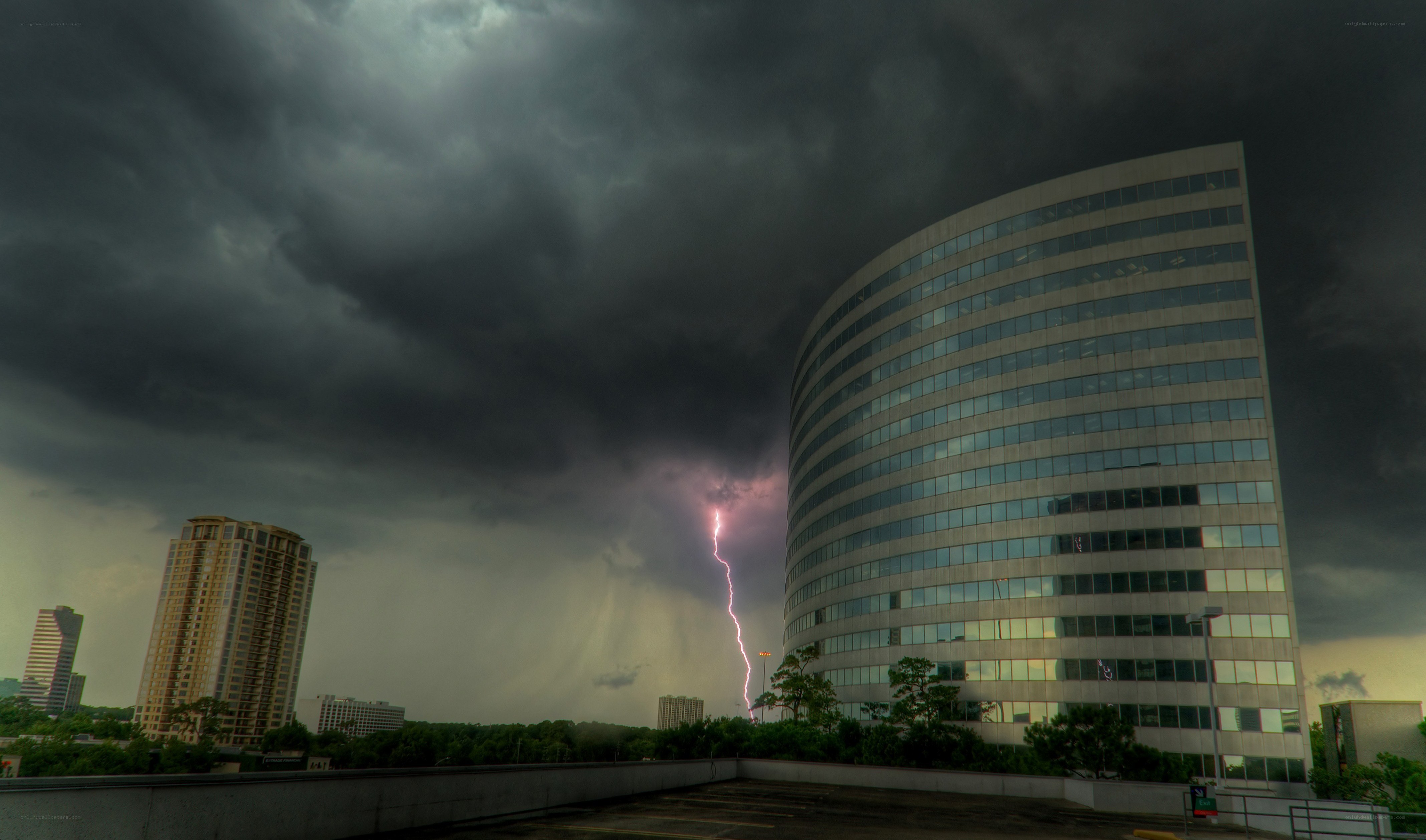 Lightning strikes near office building