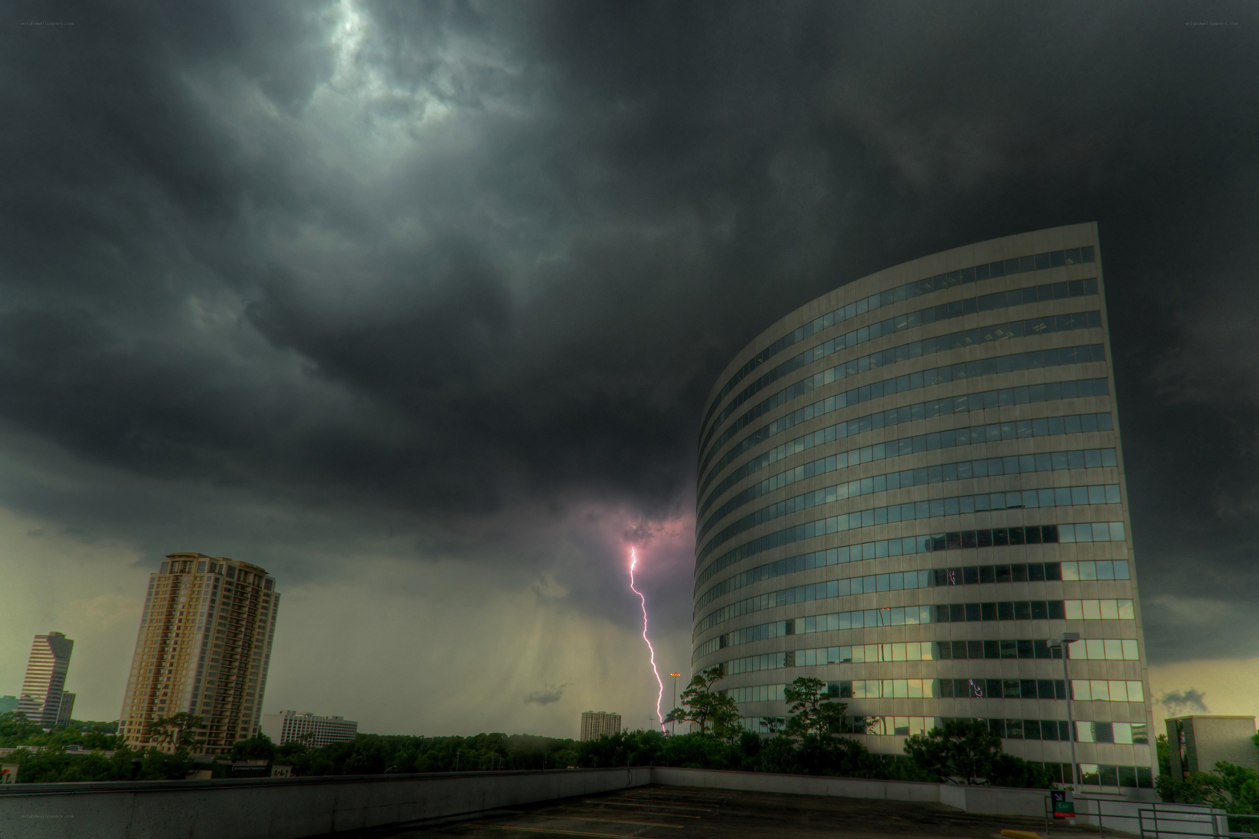 Lightning strikes near office building