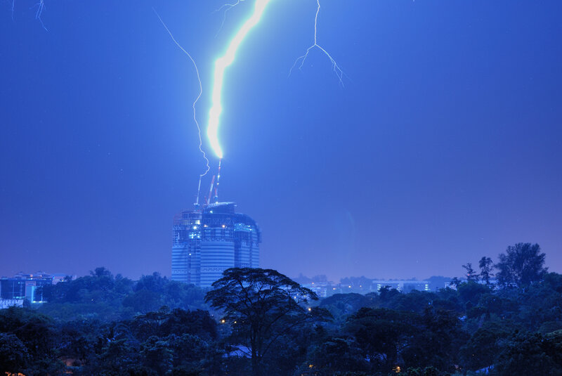 Lightning strikes skyscraper