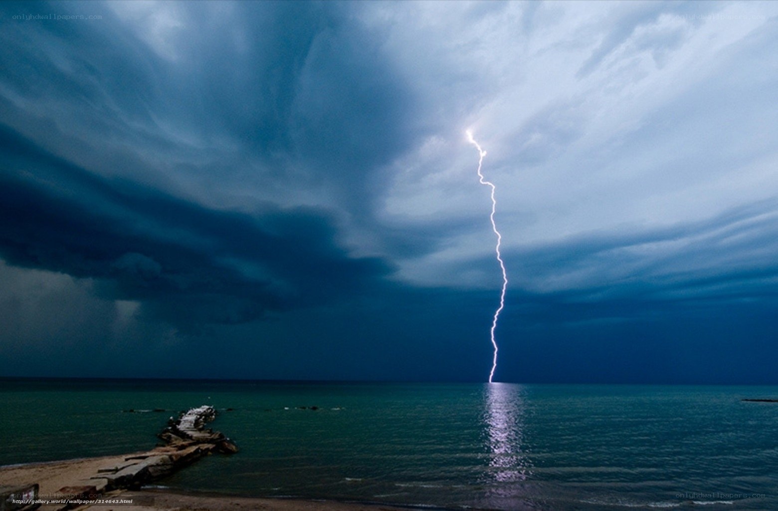 Lightning strikes the sea