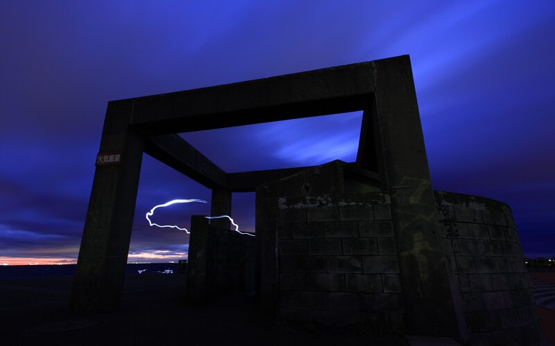 Lightning through concrete structure