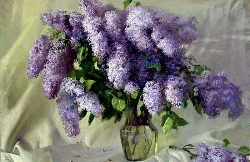 Lilac bouquet in a vase