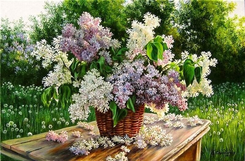 Lilac Bouquet in Basket — Green, Serene
