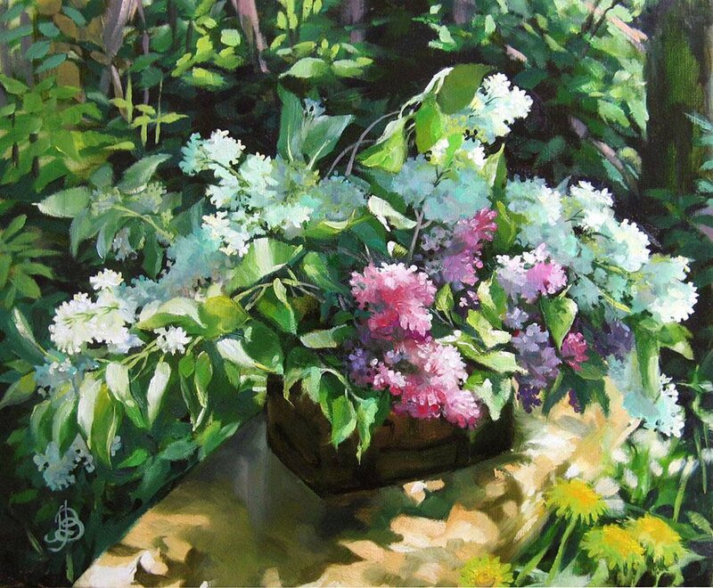 Lilac Bouquet in Basket — Green