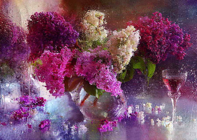 Lilac Bouquet in Vase — Purple, Dreamy