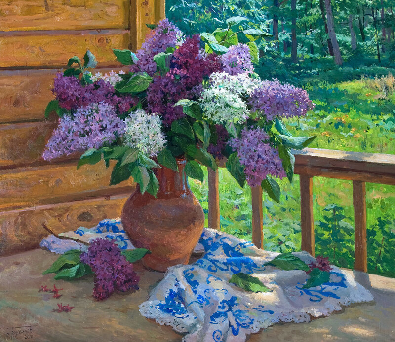 Lilac Bouquet in Vase — Purple, Serene