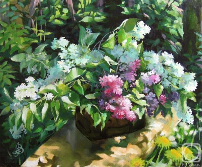 Lilac Flowers in Basket — Green