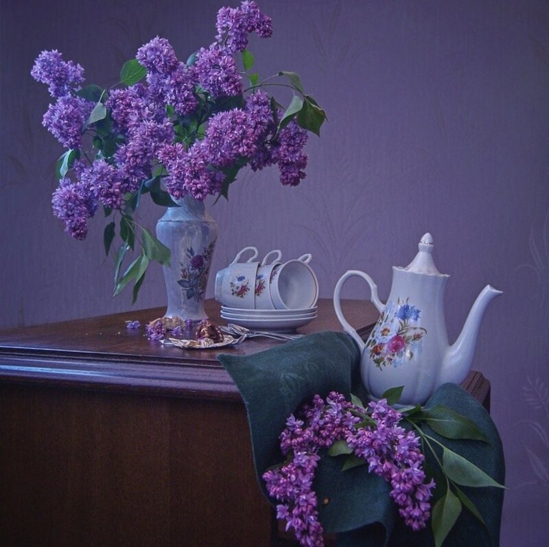 Lilac Flowers on Table — Purple, Serene