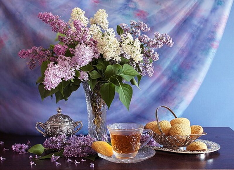 Lilac tea time still life