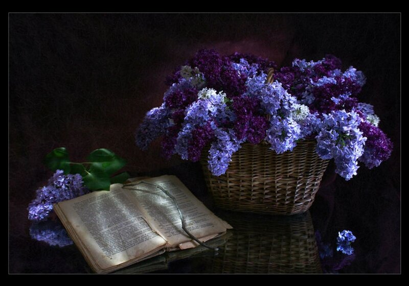 Lilacs in a basket