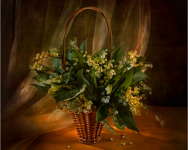 Lily of the Valley Bouquet — Brown, Dramatic