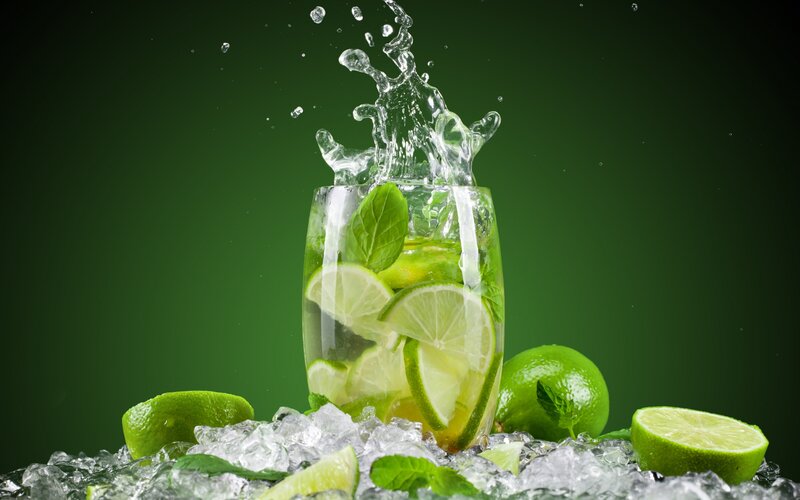 Lime and Mint Drink — Green