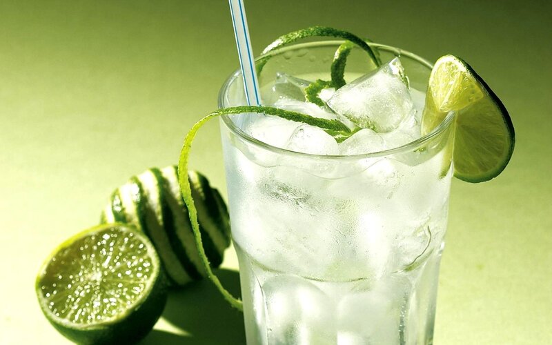 Lime drink with ice and garnish