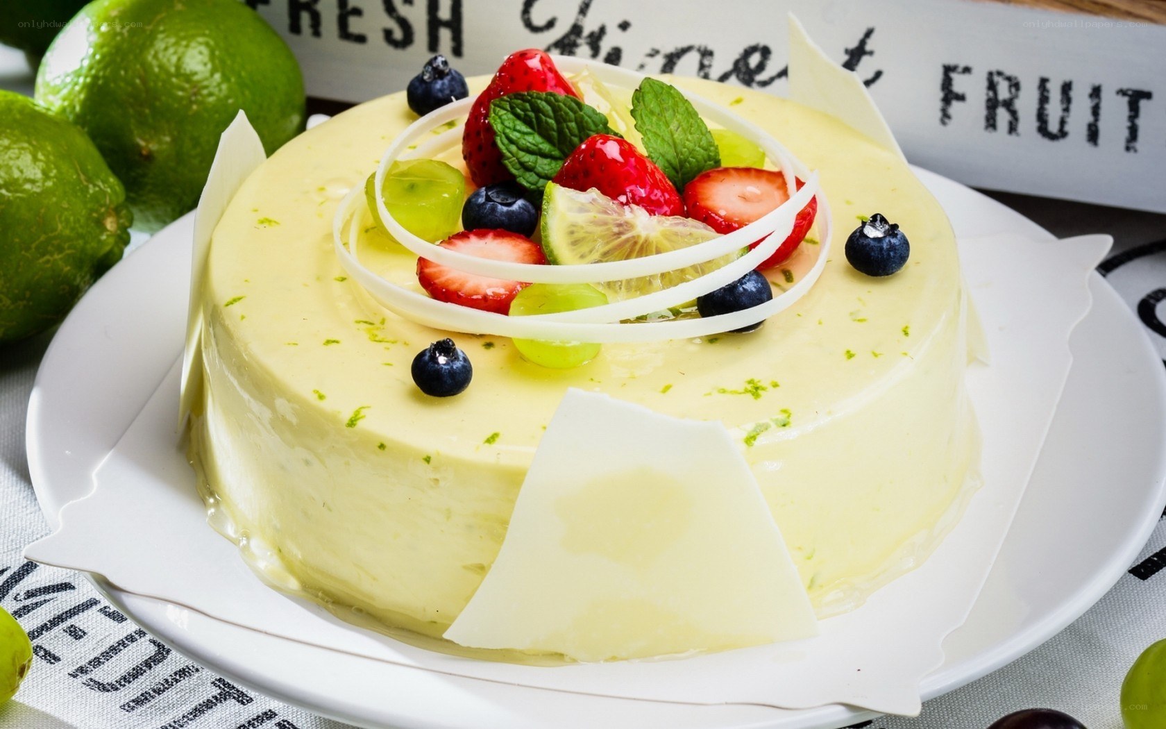 lime fruit cake with berries
