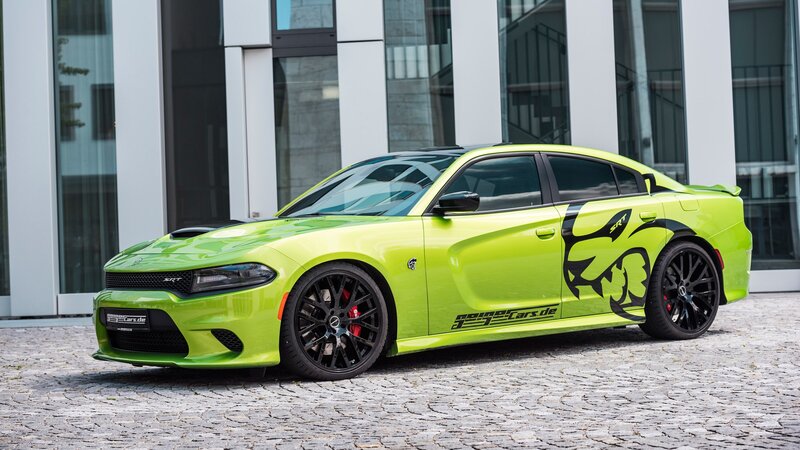 Lime Green Muscle Car — Lime Green, Dynamic