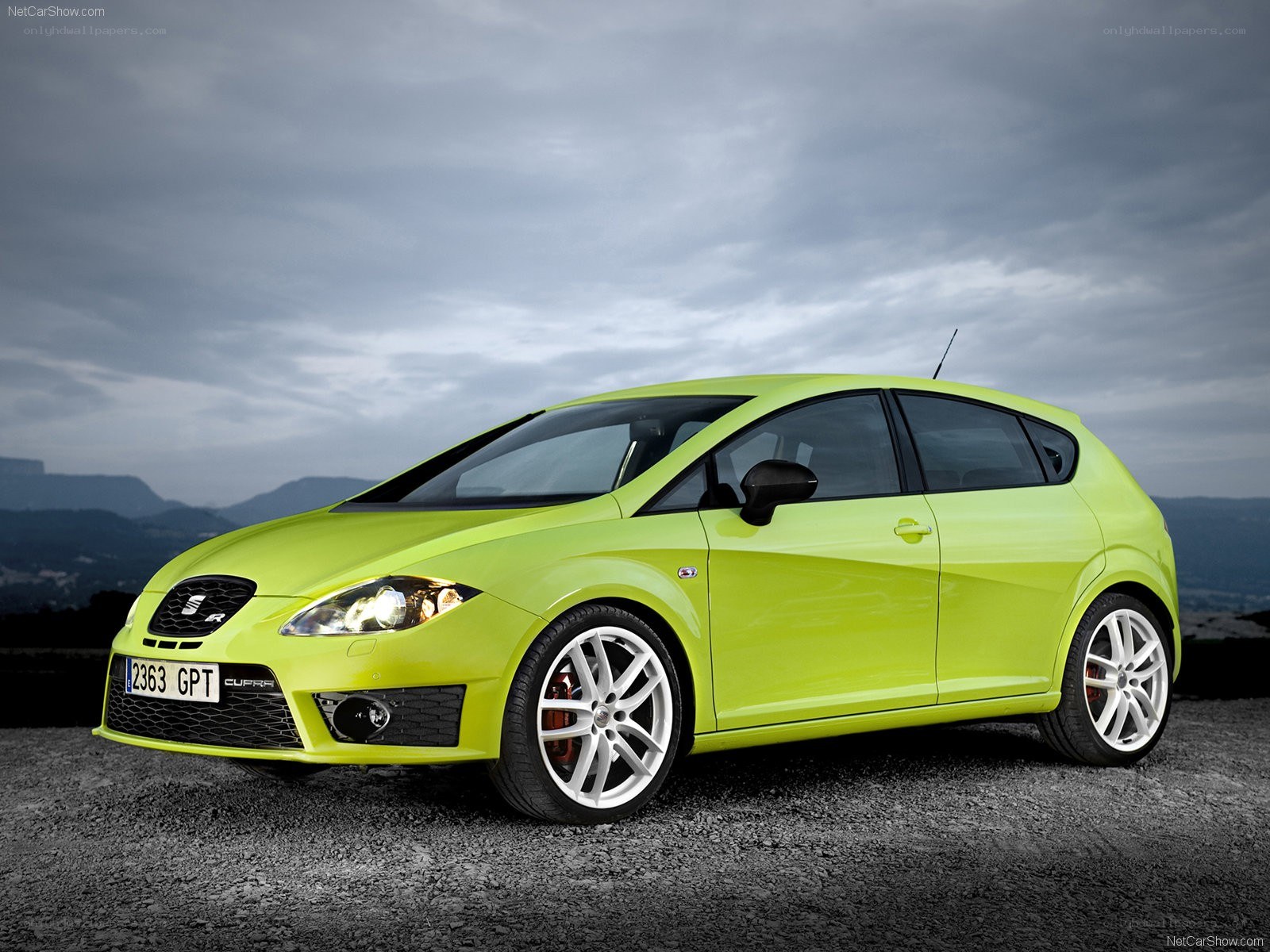 Lime green SEAT Cupra car