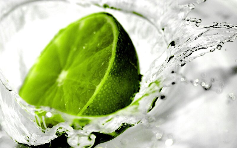 Lime Slice in Water — Green, Dynamic, Photograph, Splash, Glass