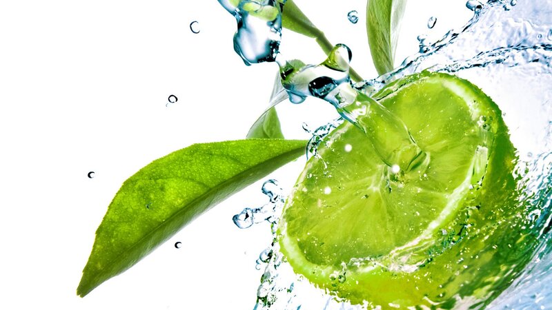 Lime Slice in Water — Green, Refreshing