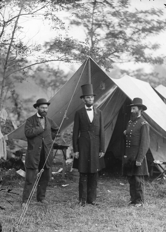 Lincoln at Civil War camp