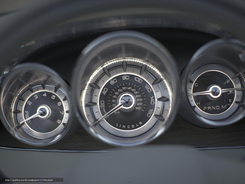 Lincoln car dashboard
