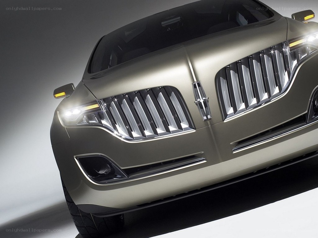 Lincoln concept car front view