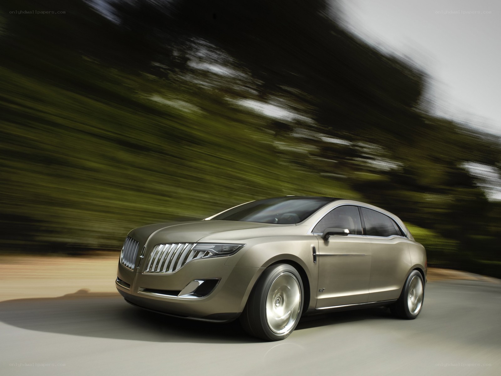 Lincoln concept car in motion