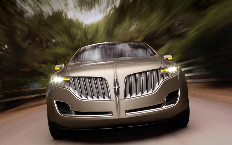 Lincoln Concept Car — Silver, Dynamic, 3d Render