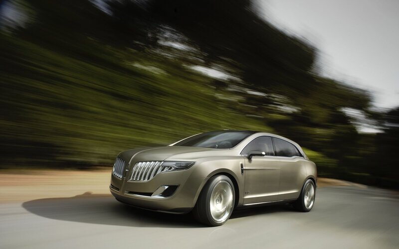 Lincoln Concept Car — Silver, Dynamic, Photograph, Road, Trees, Green, Gray