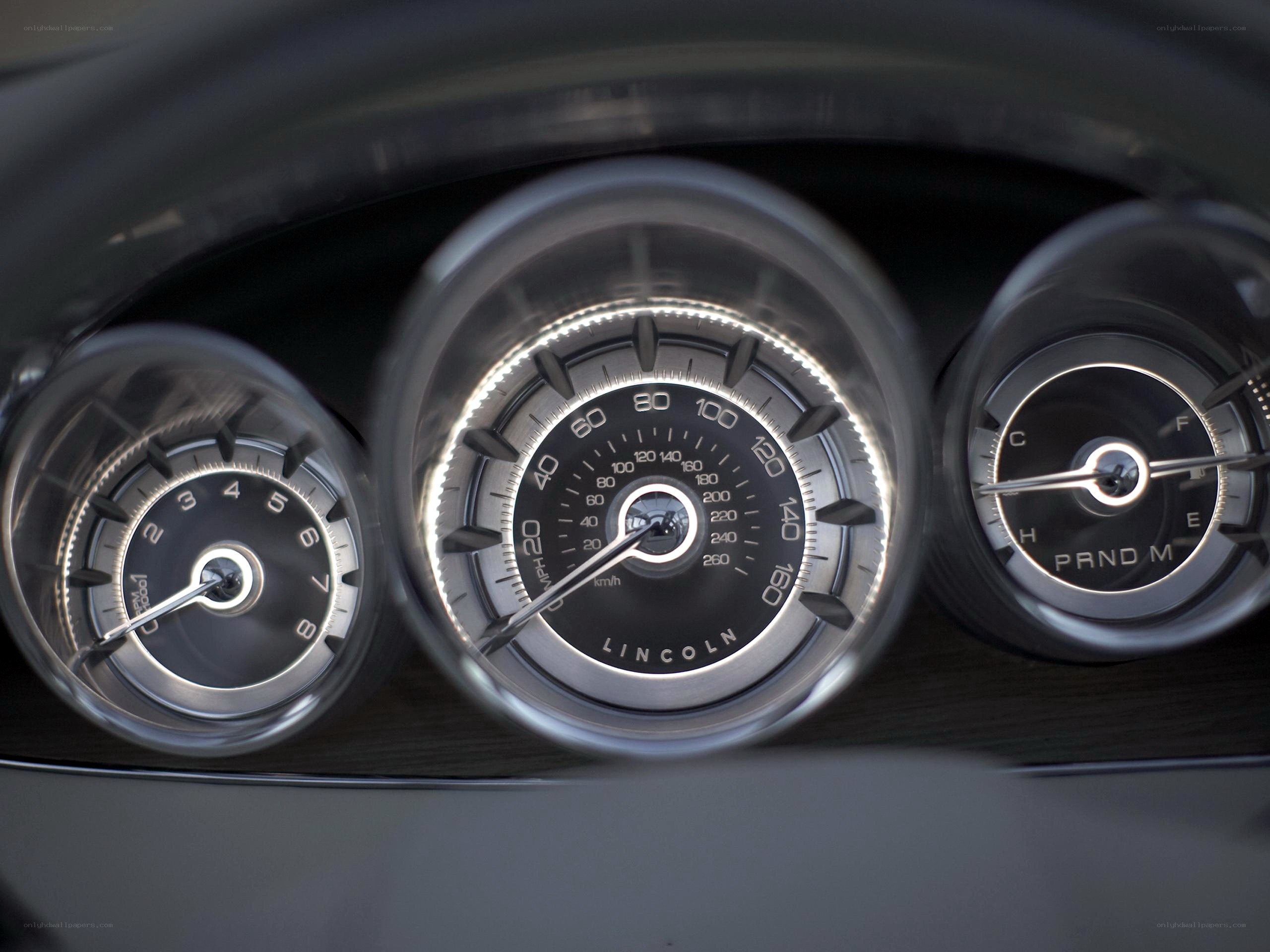 Lincoln dashboard gauges