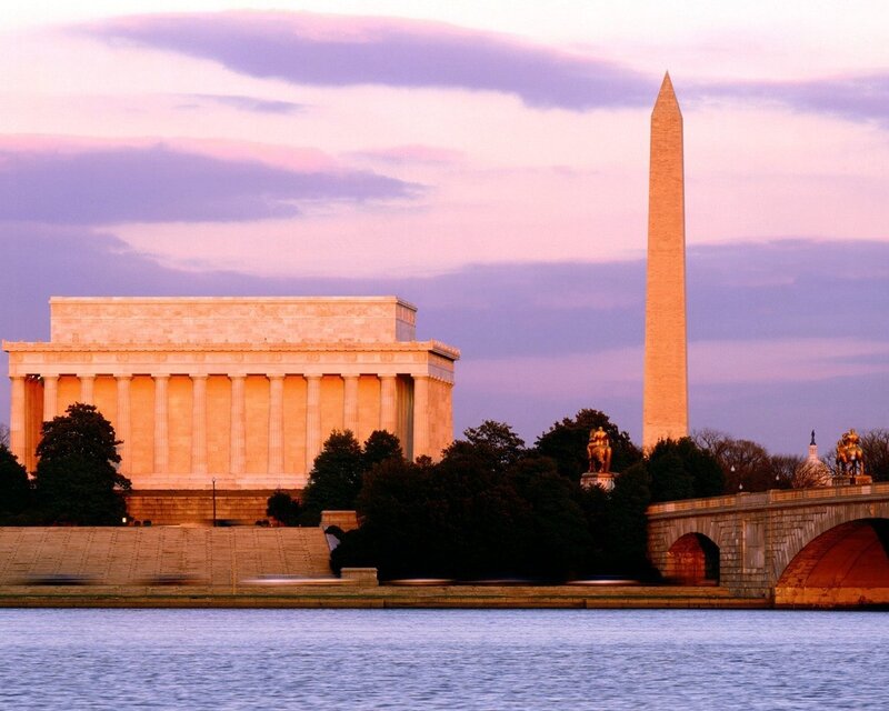 Lincoln Memorial and Washington Monument