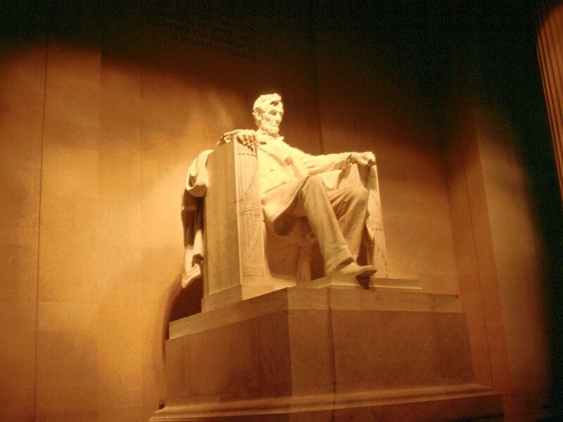 Lincoln Memorial statue
