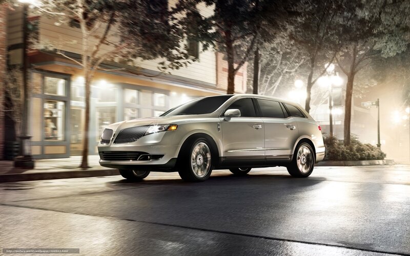 Lincoln MKX on city street