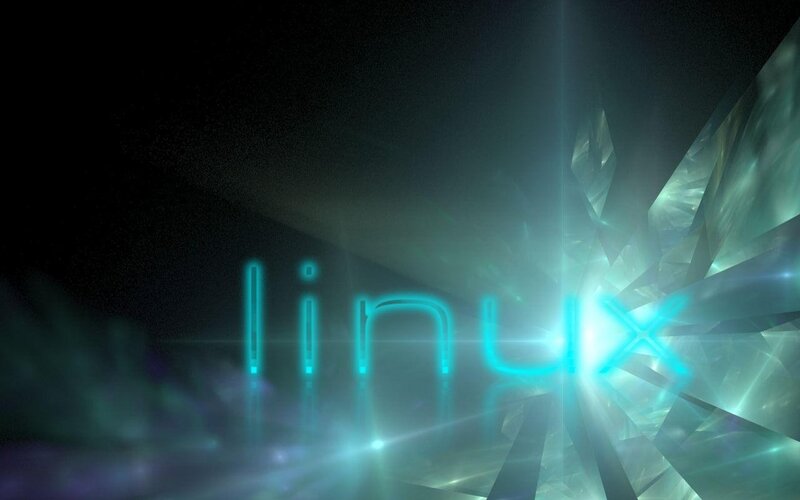 Linux logo with glowing effect