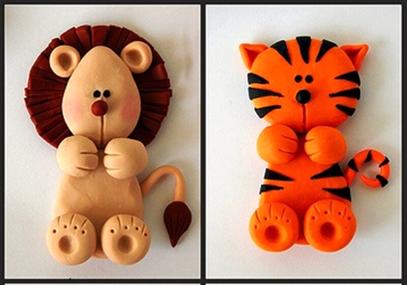 Lion and Tiger Figurines