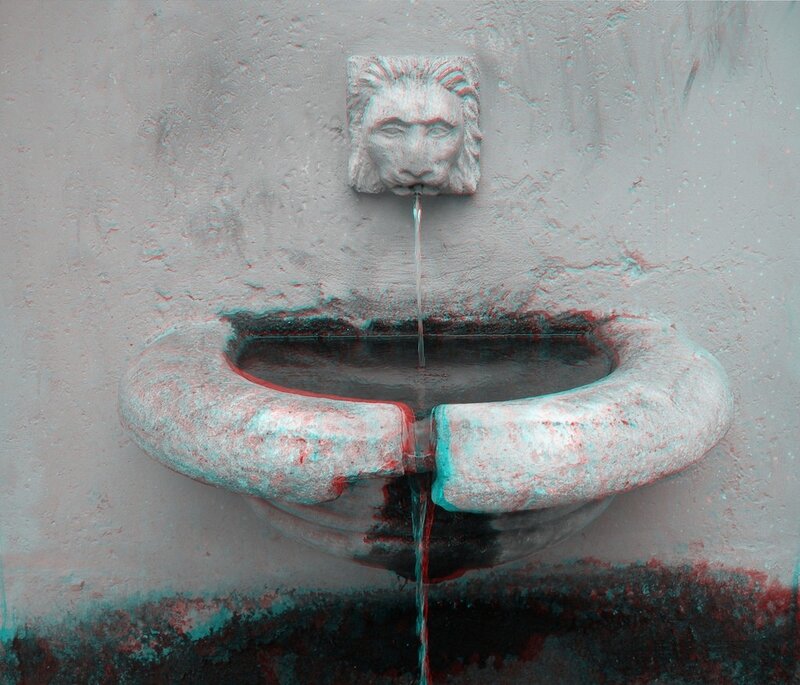 lion head fountain