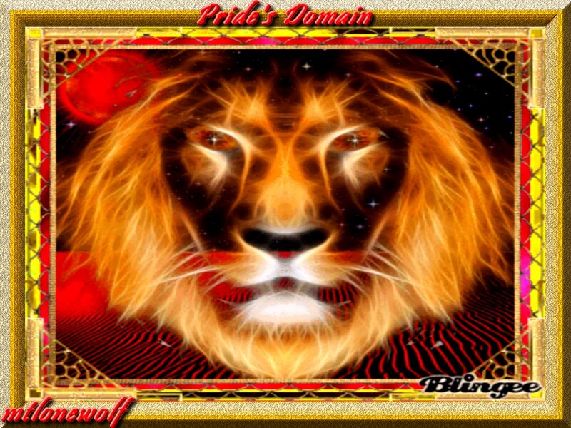 Lion Head Portrait — Gold