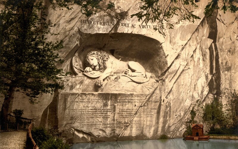 Lion of Lucerne monument