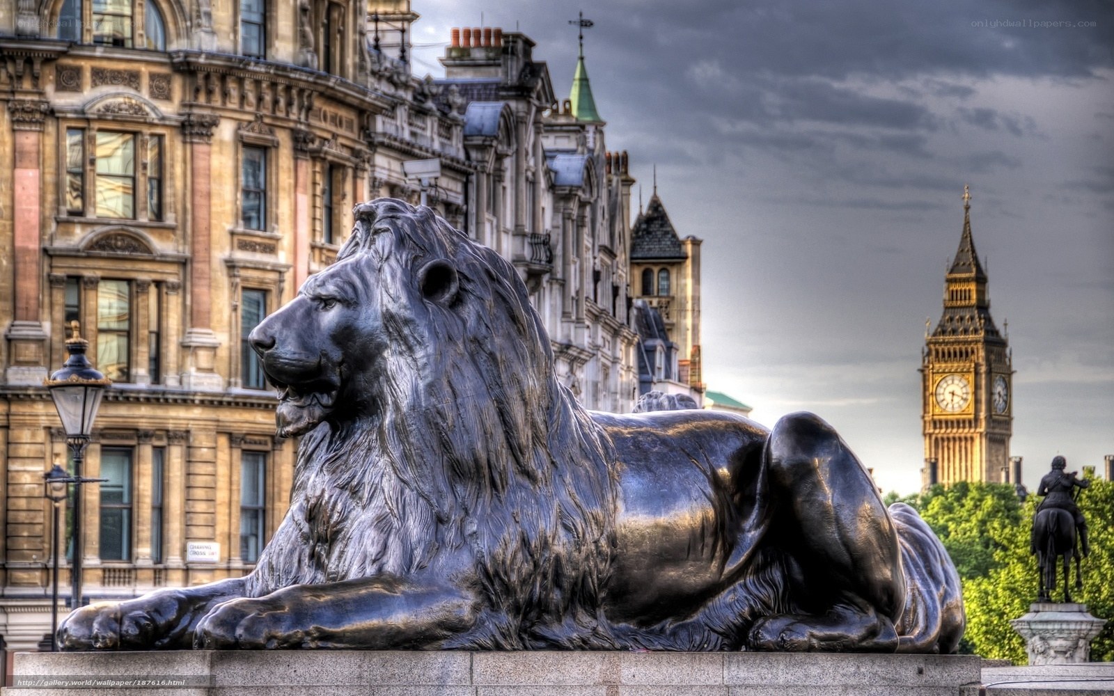 Lion statue near Big Ben