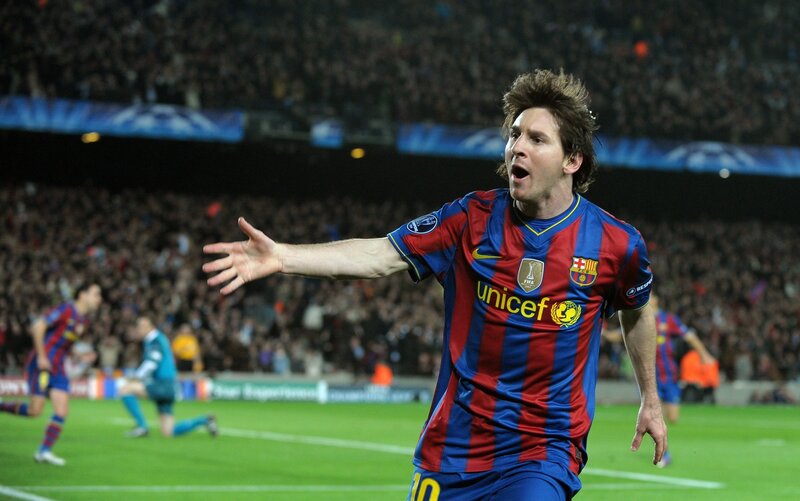 Lionel Messi celebrates goal