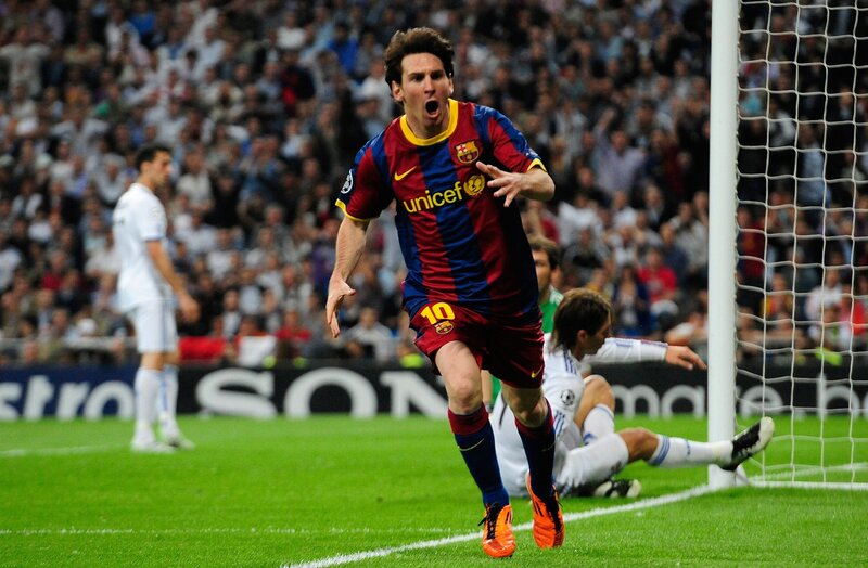 Lionel Messi celebrates goal