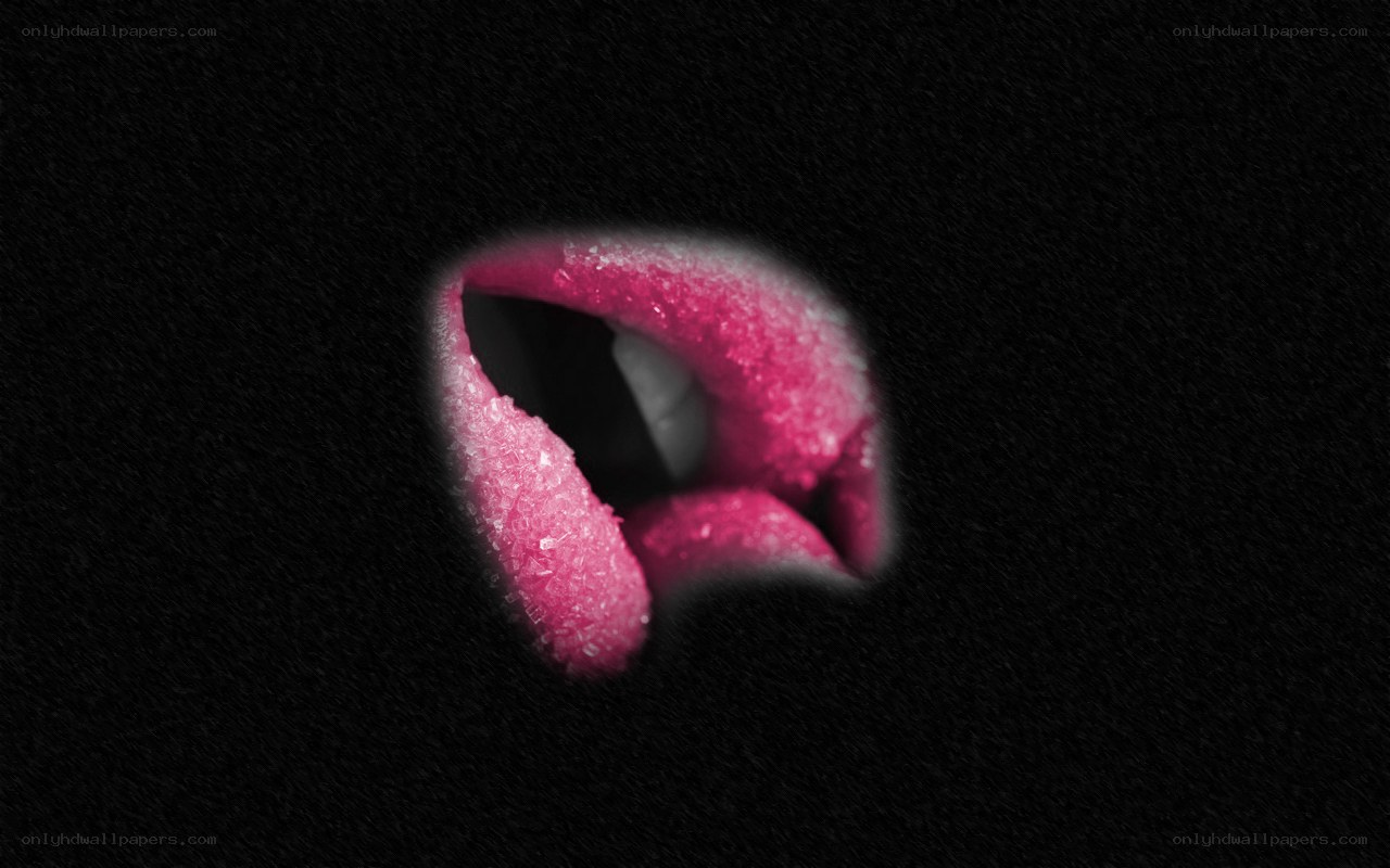 lips covered in pink sugar